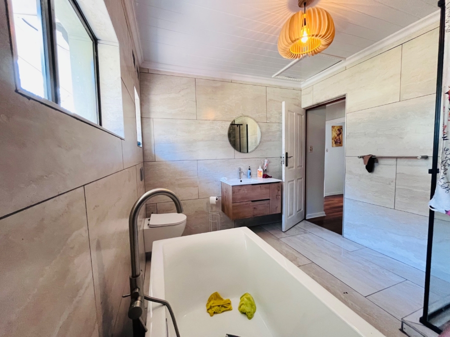 3 Bedroom Property for Sale in Haven Hills Eastern Cape